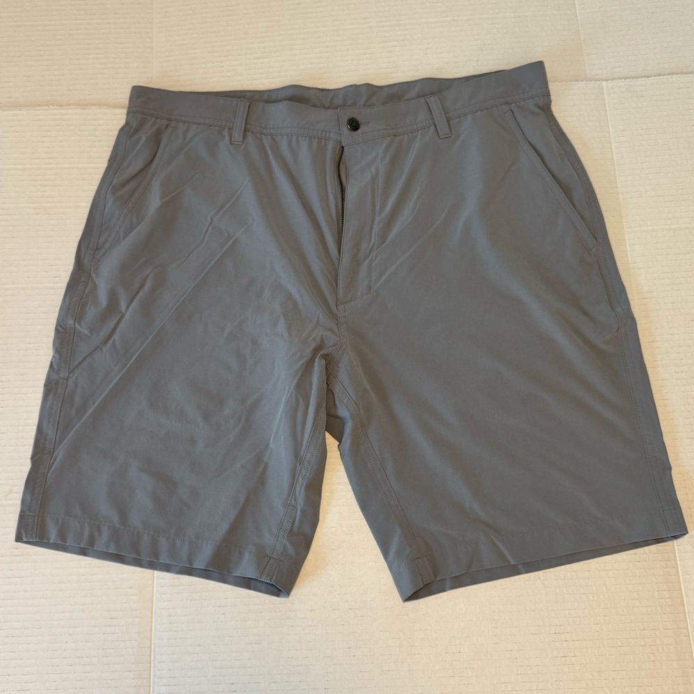 FJ 36 waist Men's Charcoal Flat Front Shorts golf casual preppy stretch